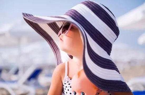 妈咪蓓蓓小儿推拿：夏季儿童防晒不可忽视，家长怎样给宝宝做好防