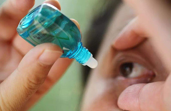 春夏季节眼睛经常干涩怎么办？视力养护用起来！
